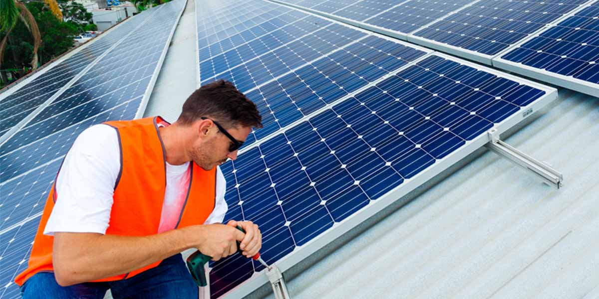 Compared: Solar panel warranty information for SunPower, LG, Panasonic and Canadian Solar